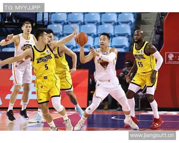 CBA赛季关键比赛录像回放与技术分析全面解读与战术演绎 CBA赛季关键比赛录像回放与技术分析全面解读与战术演绎